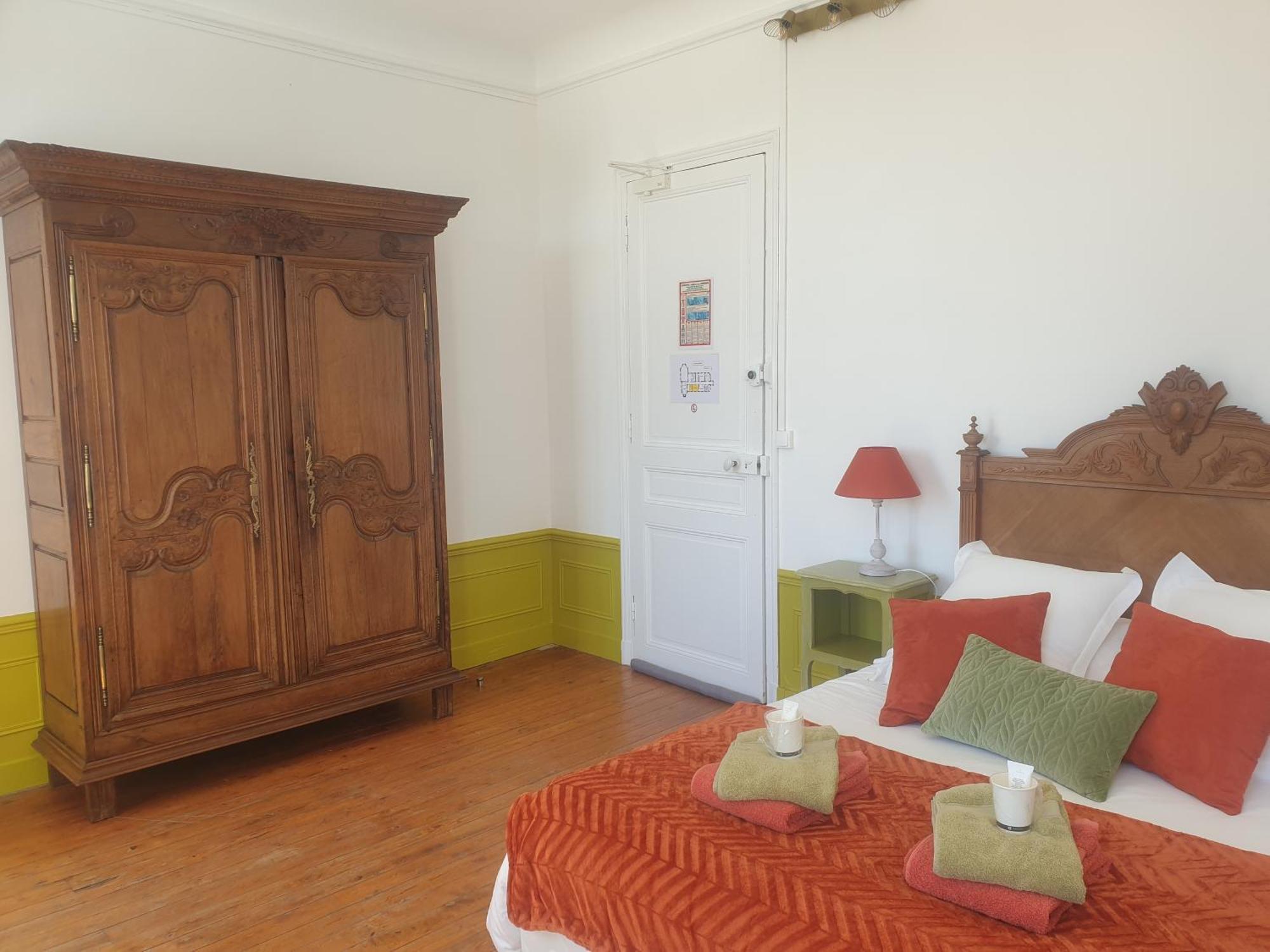 Chateau De Surville Surville  Room photo